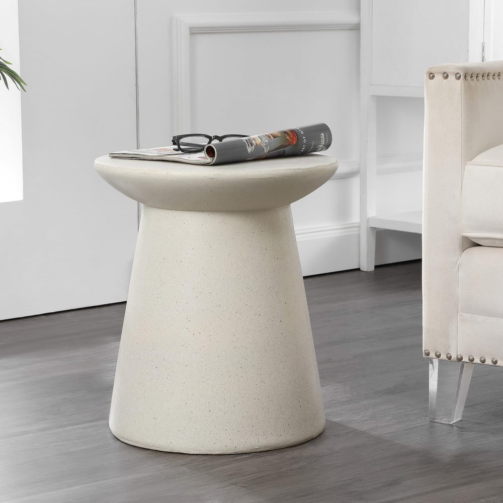 Round Polyresin Outdoor Accent Table — 18"