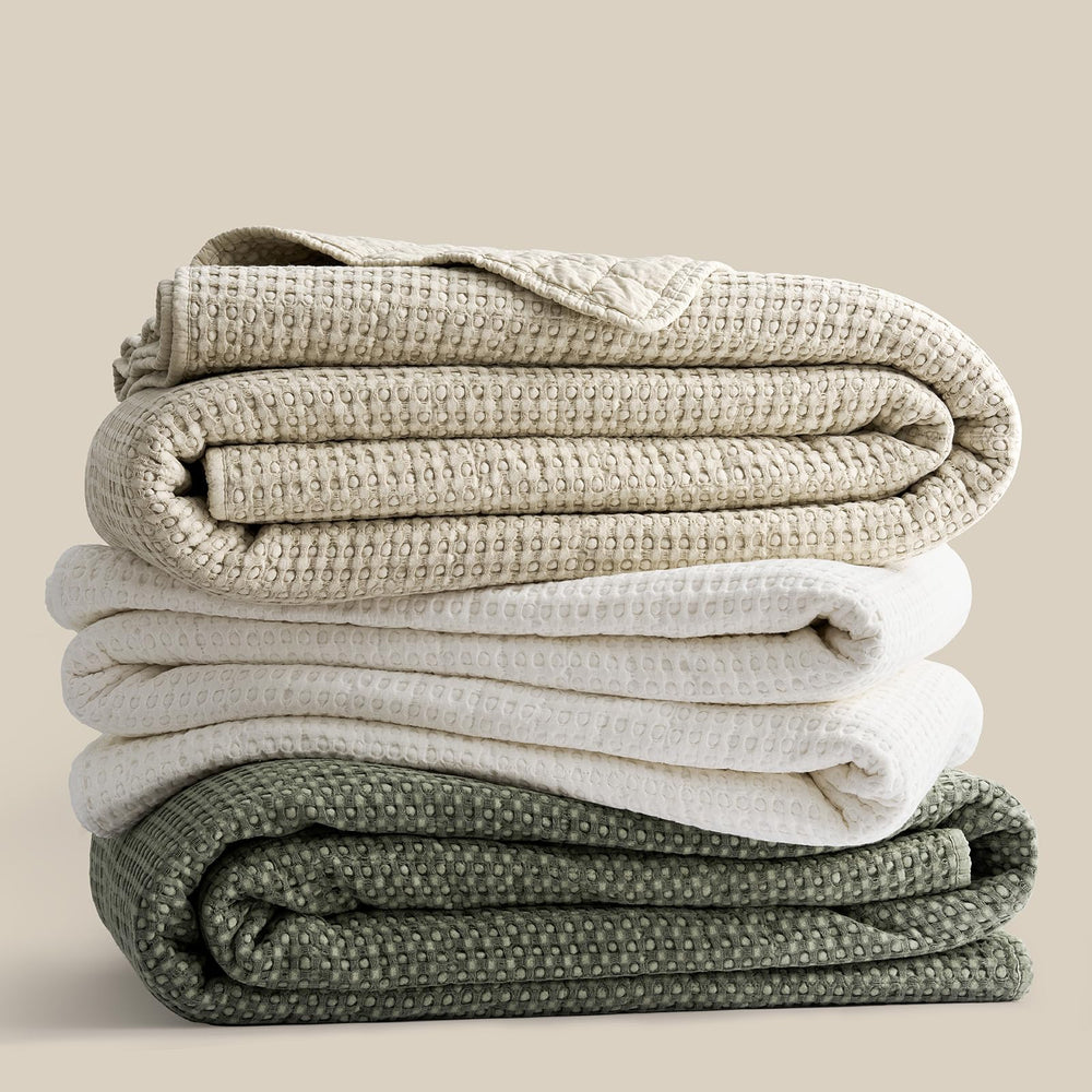 Stonewashed Cotton Waffle Quilt Set with Pillow Shams