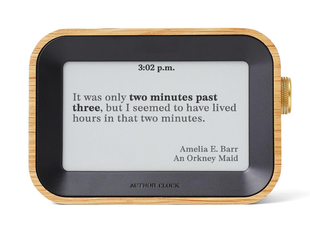 Literary Quote Clock – E-Ink Display, White Oak Wood