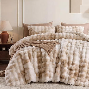 Faux Rabbit Fur Bubble Comforter Set with Pillowcases