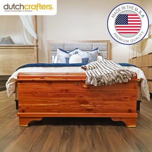 Cedar Hope Chest with Blanket Storage