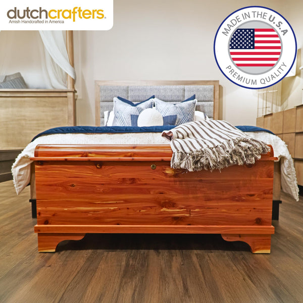 Cedar Hope Chest with Blanket Storage