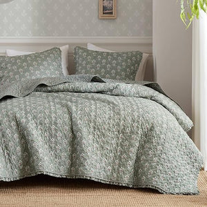 Reversible Vintage Floral Quilt Set with Shams – Queen & King