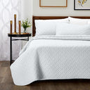 Bamboo Quilt Set – 3-Piece Quilted Coverlet with Pillow Shams