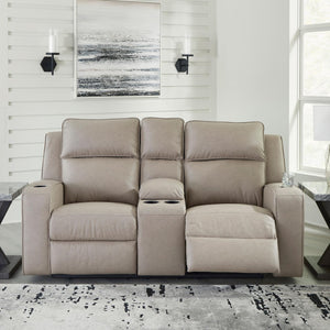 Reclining Loveseat with Console & Cup Holders
