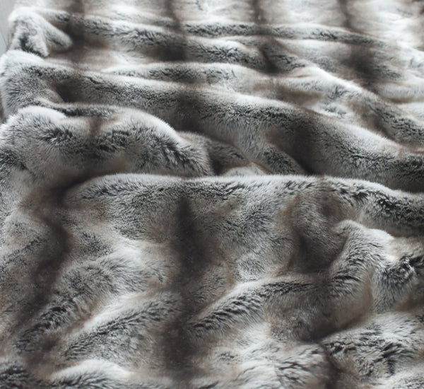 Faux Fur Throw Blanket — Gray Chinchilla, 59x88 Inch