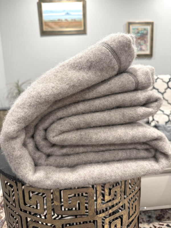 100% Pure Yak Down Throw Blanket – Natural Dark Brown