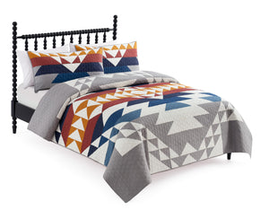 Cotton Quilt Bedding Set with Shams