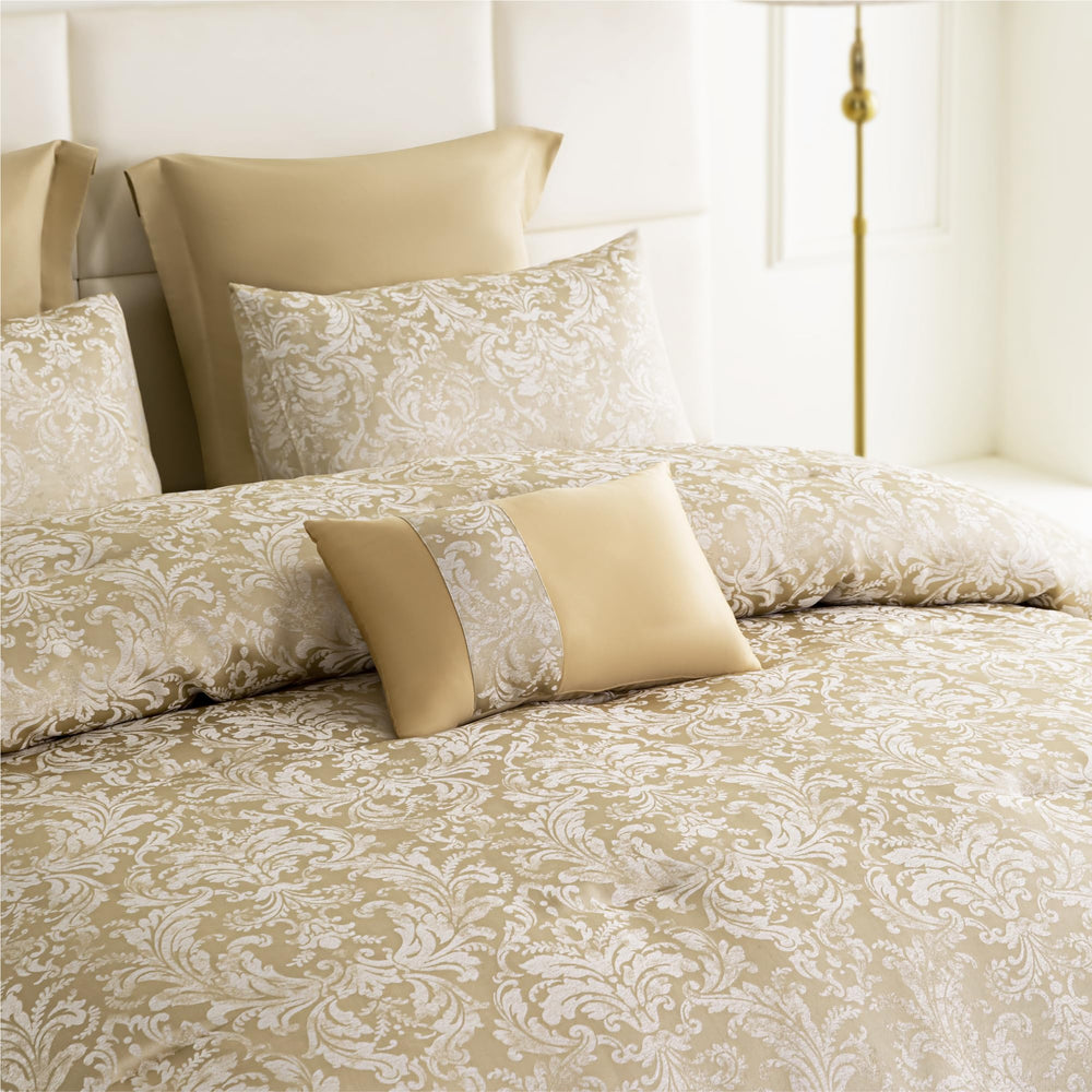 6-Piece Jacquard Comforter Set – All-Season Bedding with Euro Shams & Throw Pillow