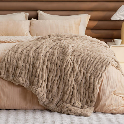 Faux Fur Throw Blanket – Double-Sided Plush 50"x60"