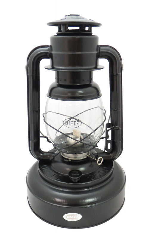 Jupiter Oil Lantern – 15" Tall, 75-Hour Burn, 12 Candlepower