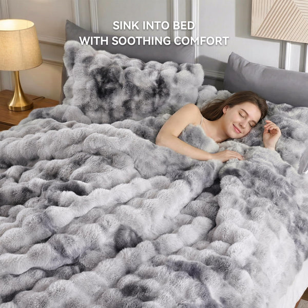 Faux Rabbit Fur Bubble Comforter Set with Pillowcases