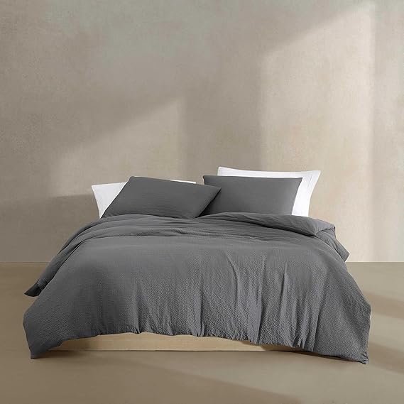 Seersucker Duvet Cover Set with Shams | Queen & King