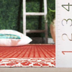 6'7" Square Indoor Outdoor Area Rug – Red & Natural