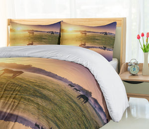 Queen Duvet Cover Set – Horse Valley Nature Print, Pale Yellow