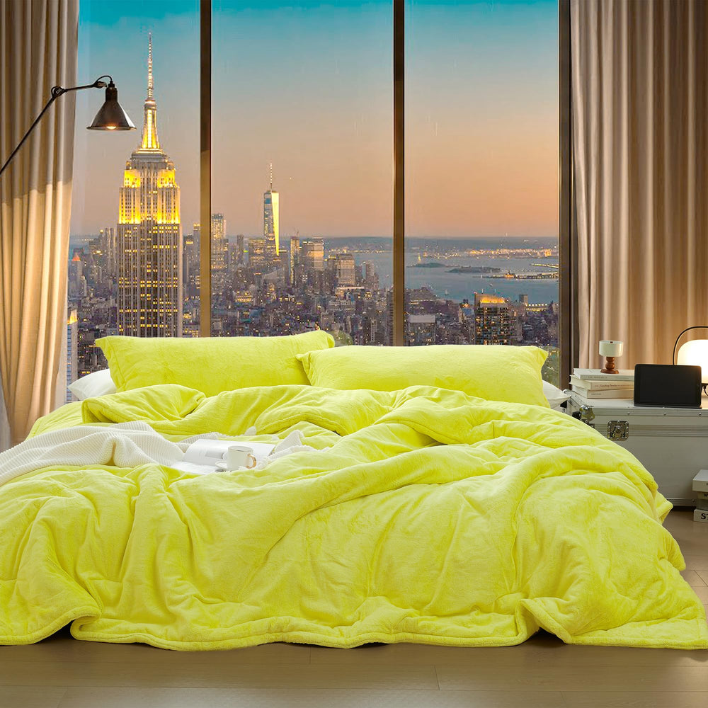 Oversized Comforter Set – Neon Yellow Plush Bedding with Shams