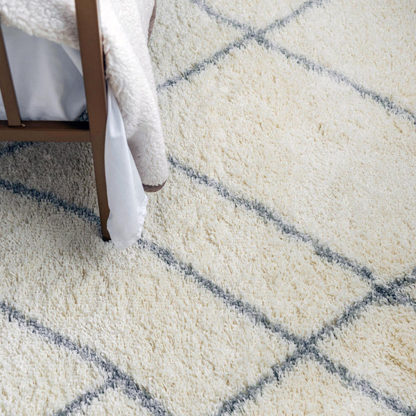 Soft Touch Shag Area Rug – Abstract Moroccan Pattern, 4x6