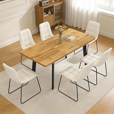 Extendable Dining Table with Removable Leaf – Seats 4 to 8