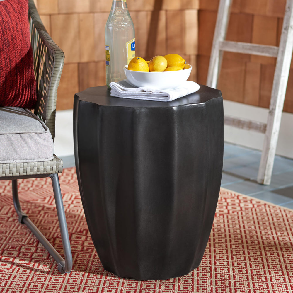 Concrete Round Accent Table – Indoor & Outdoor