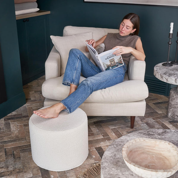 Round Boucle Pouf Ottoman Footrest