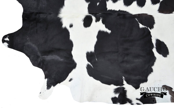 Black & White Cowhide Rug 5x7