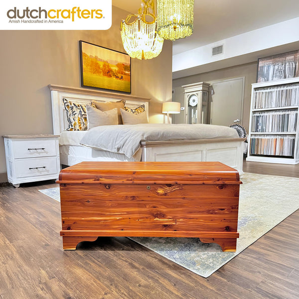 Cedar Hope Chest with Blanket Storage