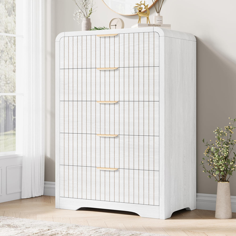 Fluted 5-Drawer Dresser – White