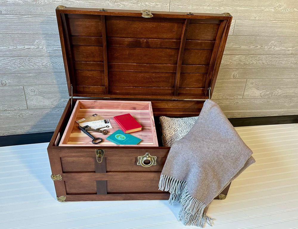 Amish Hand-Crafted Maple Steamer Trunk with Cedar Tray & Brass Lock