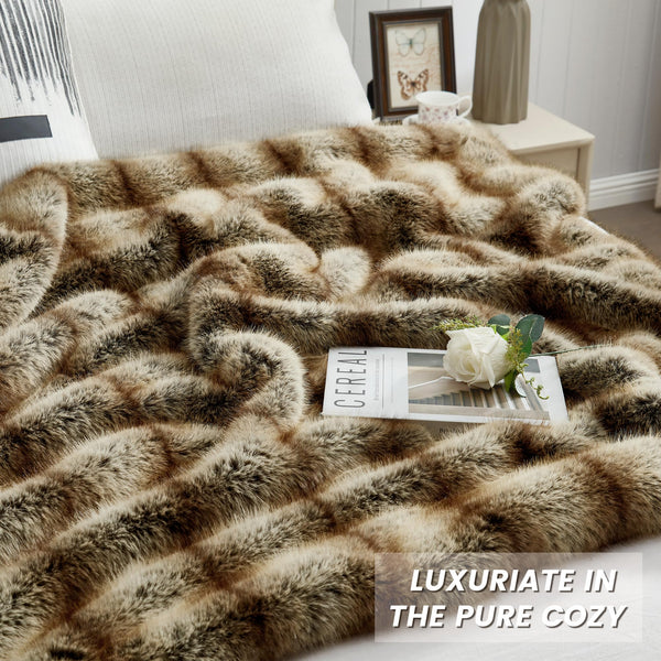 Faux Fur Throw Blanket – Animal Skin Style