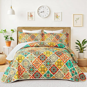 Boho Patchwork Quilt Set – Lightweight Microfiber Bedspread Coverlet