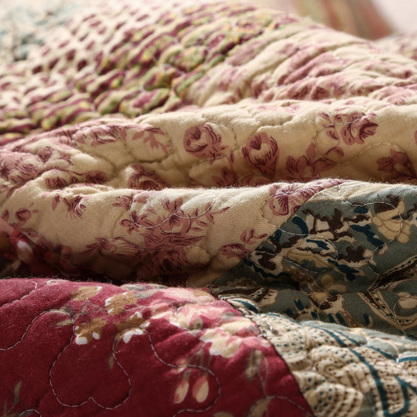 Cotton Patchwork Floral Quilt Set