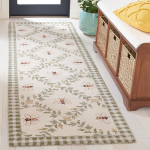 Hand-Hooked Wool Runner Rug 2'6" x 6' – Ivory & Green