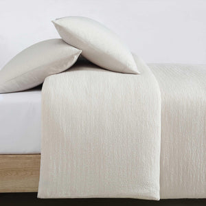 Seersucker Duvet Cover Set with Shams | Queen & King