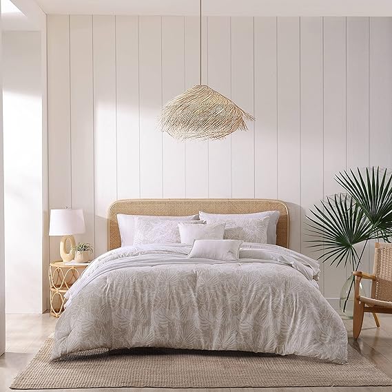 Tropical Comforter Bonus Set – Reversible Cotton Bedding with Shams & Throw Pillows