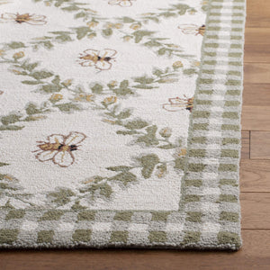 Hand-Hooked Wool Runner Rug 2'6" x 6' – Ivory & Green