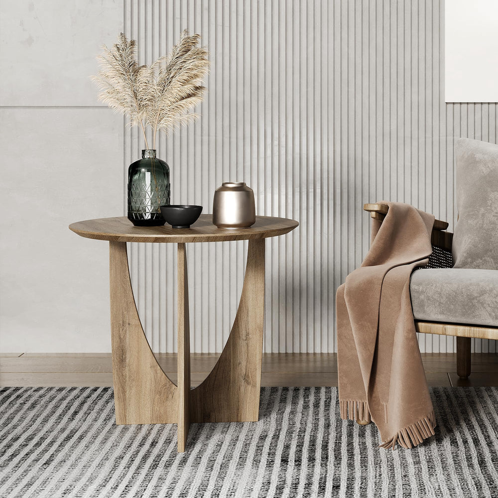 Round Side Table with Oak Veneer