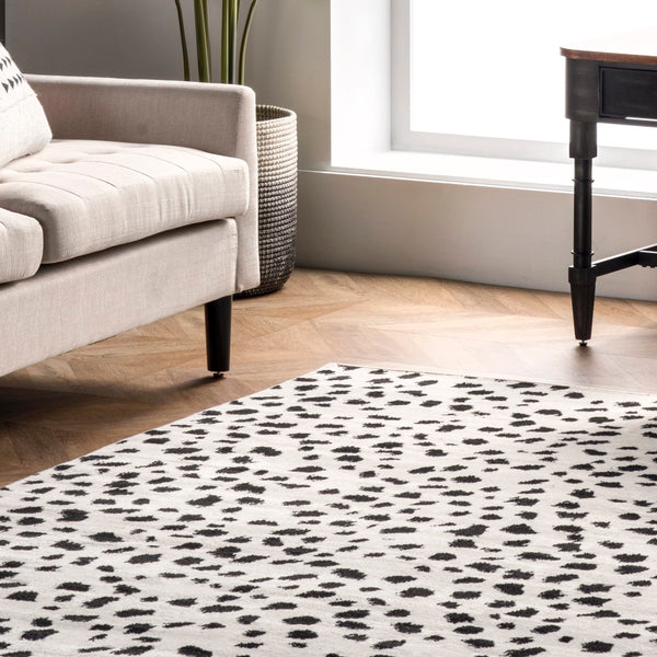 Leopard Print Polypropylene Area Rug – Stain Resistant, Machine Made