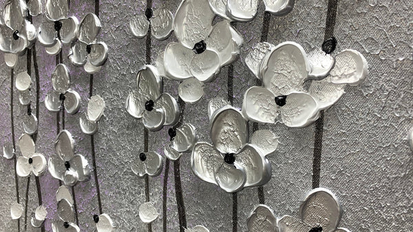 Abstract Oil Painting on Canvas – Silver Flower Wall Art