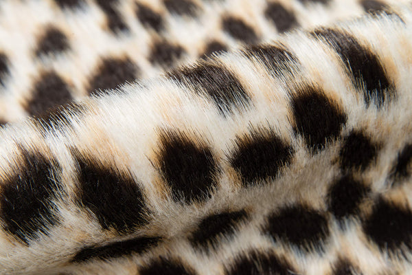 Faux Animal Hide Area Rug – Cheetah Print, Round 7'10"