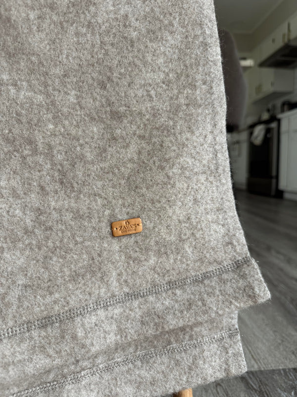 100% Pure Yak Down Throw Blanket – Natural Dark Brown