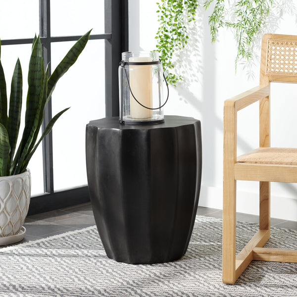 Concrete Round Accent Table – Indoor & Outdoor
