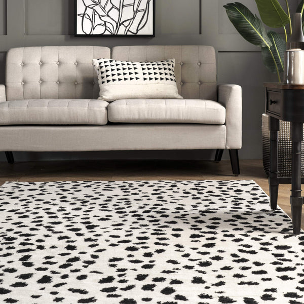 Leopard Print Polypropylene Area Rug – Stain Resistant, Machine Made