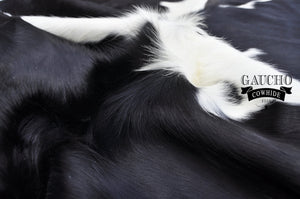 Black & White Cowhide Rug 5x7