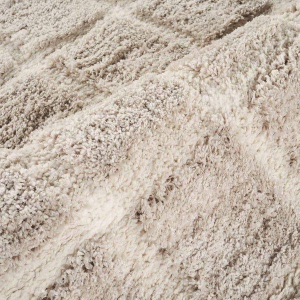 Cream Checkered Shag Area Rug – Polypropylene, High Pile, Multiple Sizes