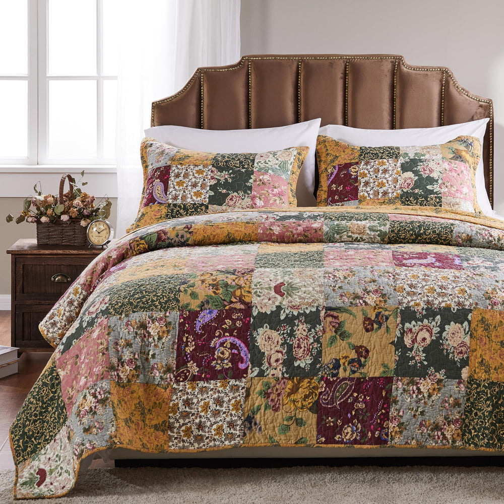 Cotton Patchwork Quilt Set – Floral & Paisley Bedding