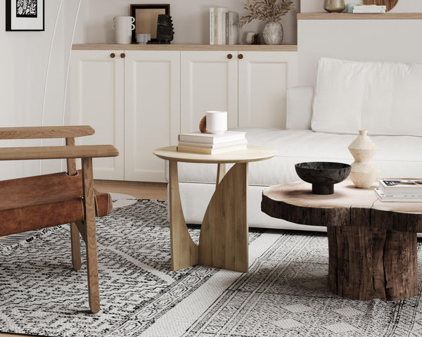 Round Side Table with Oak Veneer