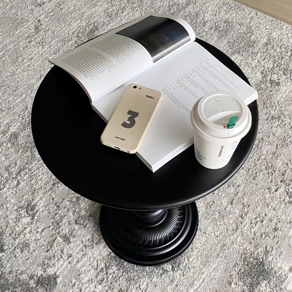 Round Metal Side Table – Small Accent End Table