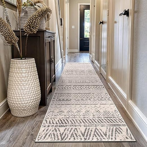 Geometric Boho Runner Rug 2'7" x 10'
