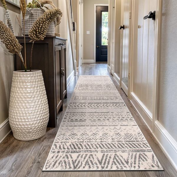 Geometric Boho Runner Rug 2'7" x 10'