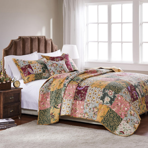 Cotton Patchwork Quilt Set – Floral & Paisley Bedding
